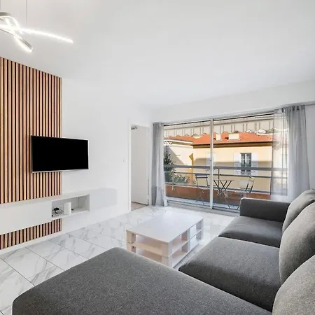 Le Carre Dor - Confort -hyper Centre - Menton