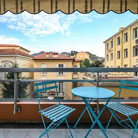 Le Carre Dor - Confort -hyper Centre - Menton
