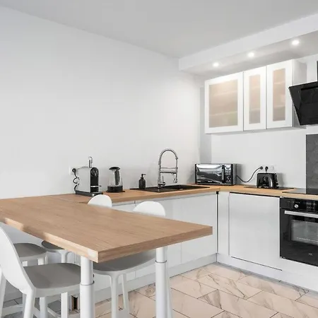 Apartment Le Carre Dor - Confort -hyper Centre - Menton