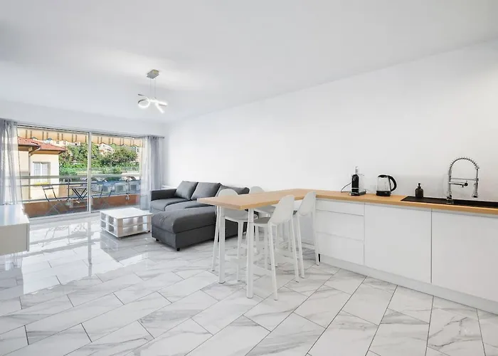 Le Carre Dor - Confort -hyper Centre - * Menton