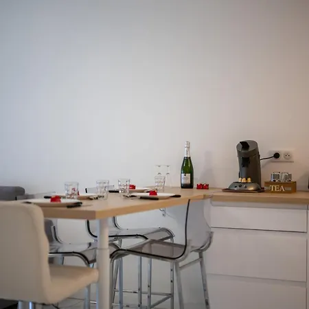 Apartment Le Carre D'or - Confort - Hyper Centre- Menton